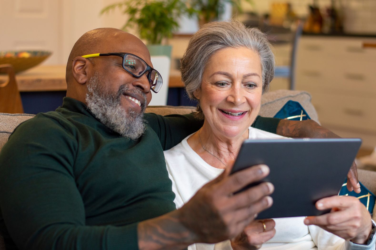 senior couple reviewing medicare plans