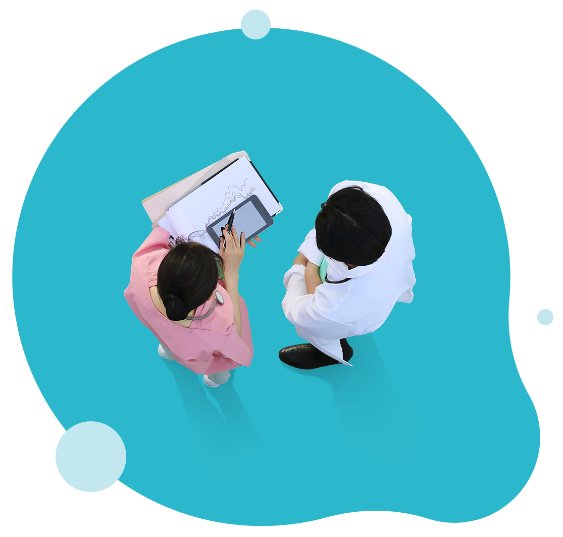 Two doctors consulting
