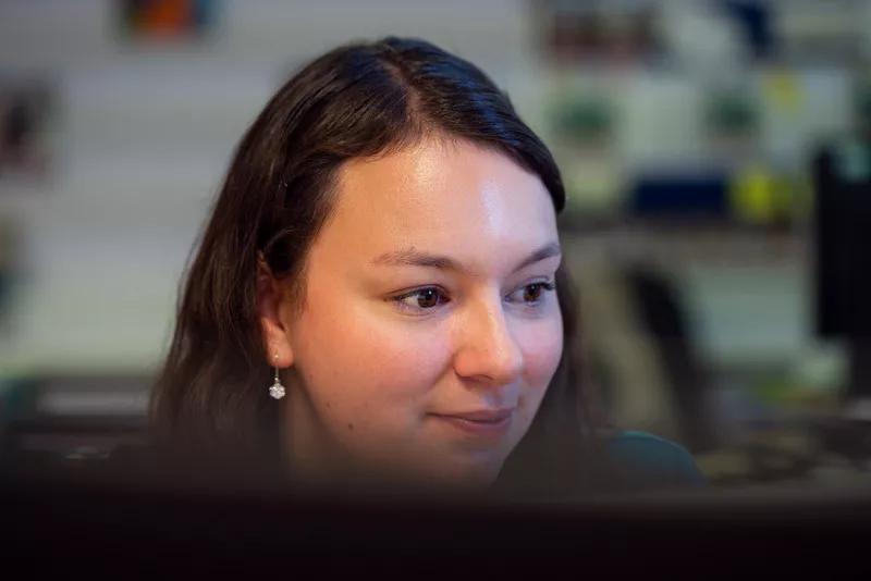 woman working on computer